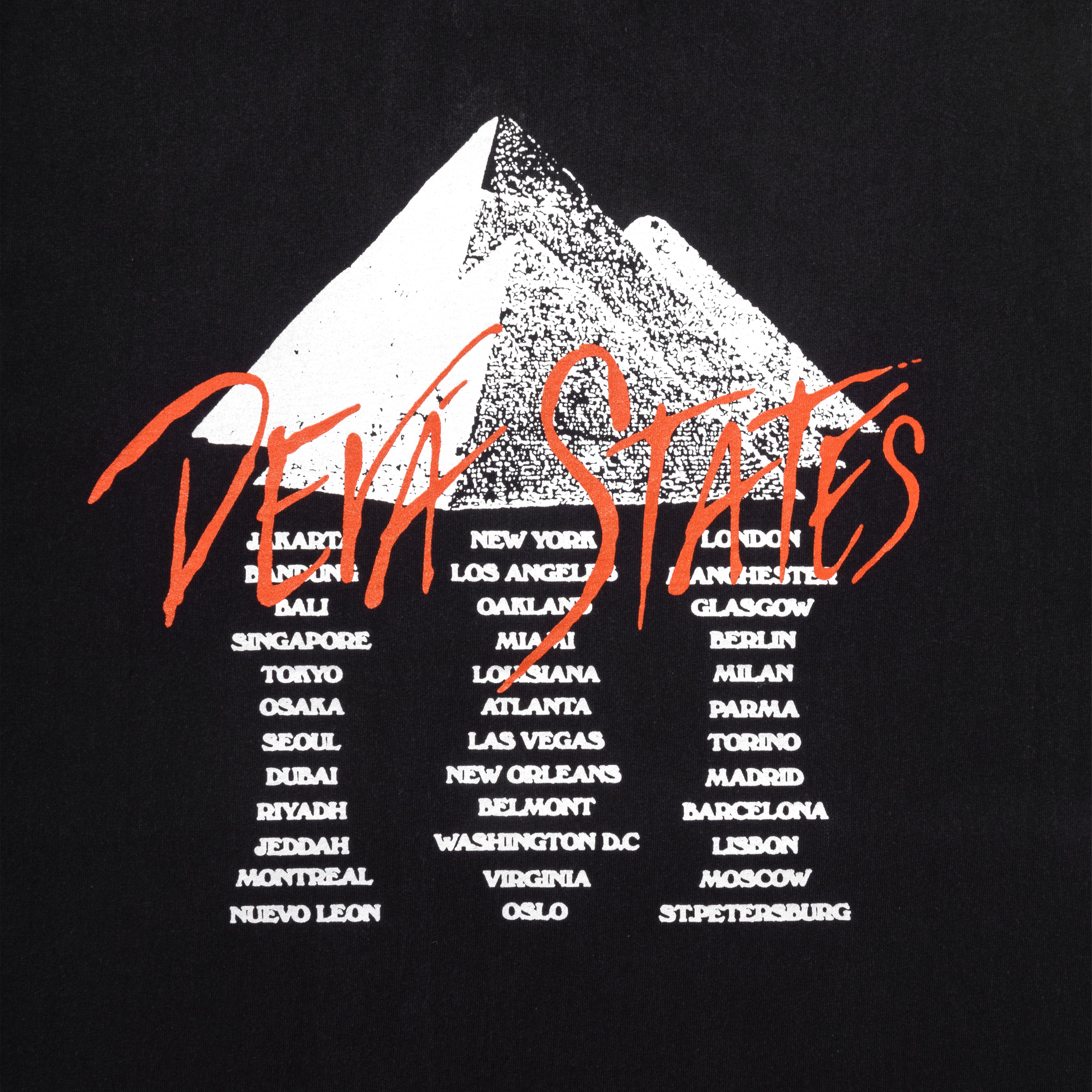 PYRAMID GFX T-Shirt [Washed Black]