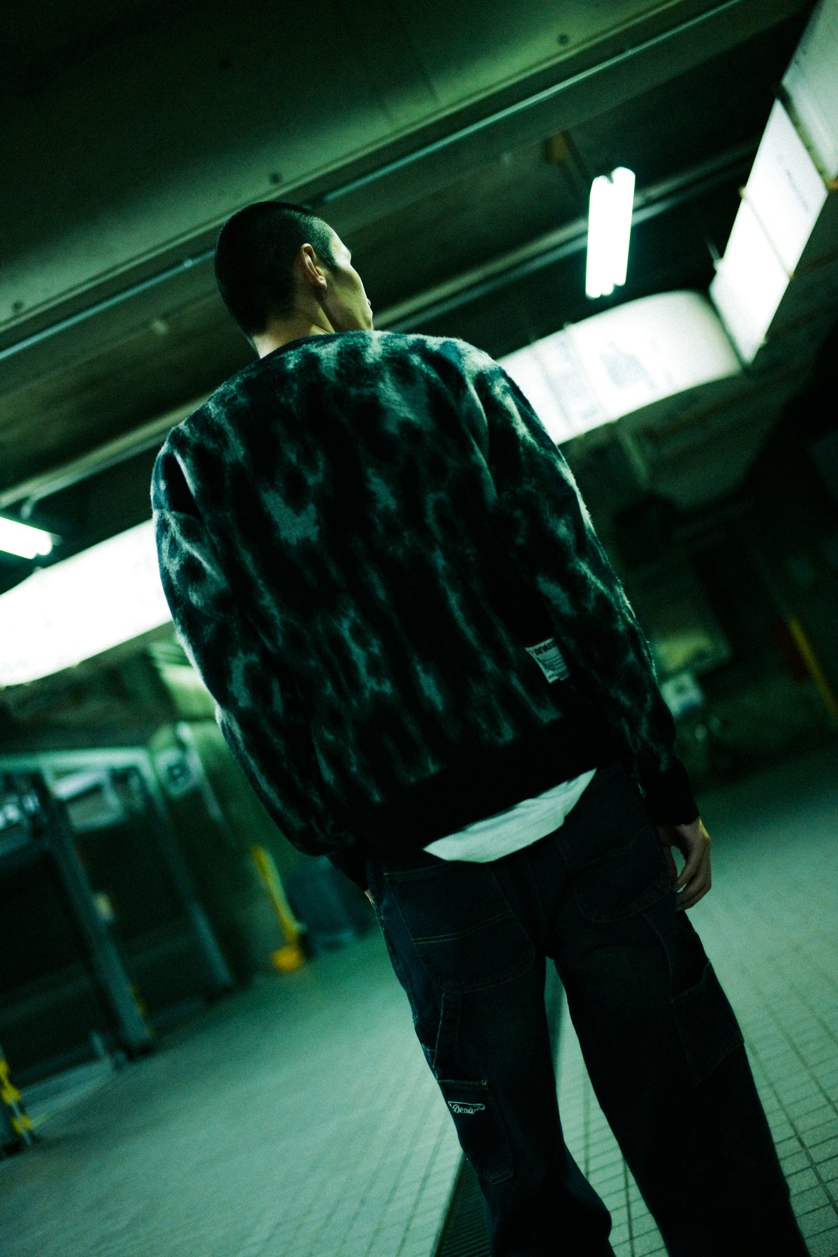 BARK Brushed Knitted Sweater [Black]